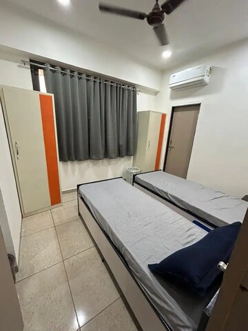 Room in  Pg at Navrangpura – for Rent