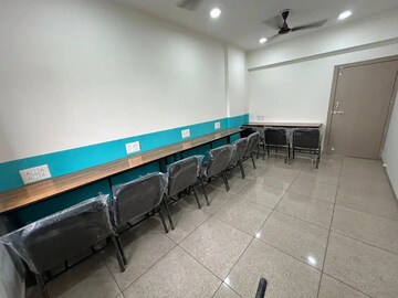 Room in  Pg at Navrangpura – for Rent