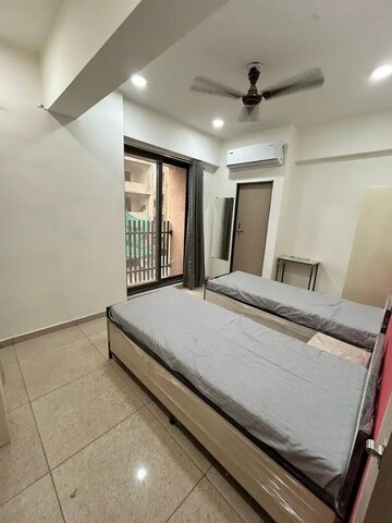   Pg at Navrangpura – for Rent
