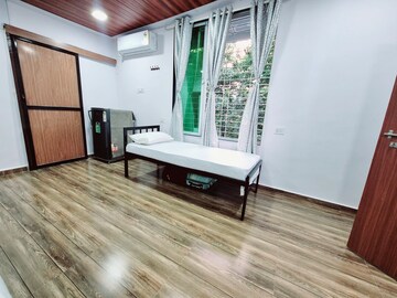  Pg For Rent in Vashi