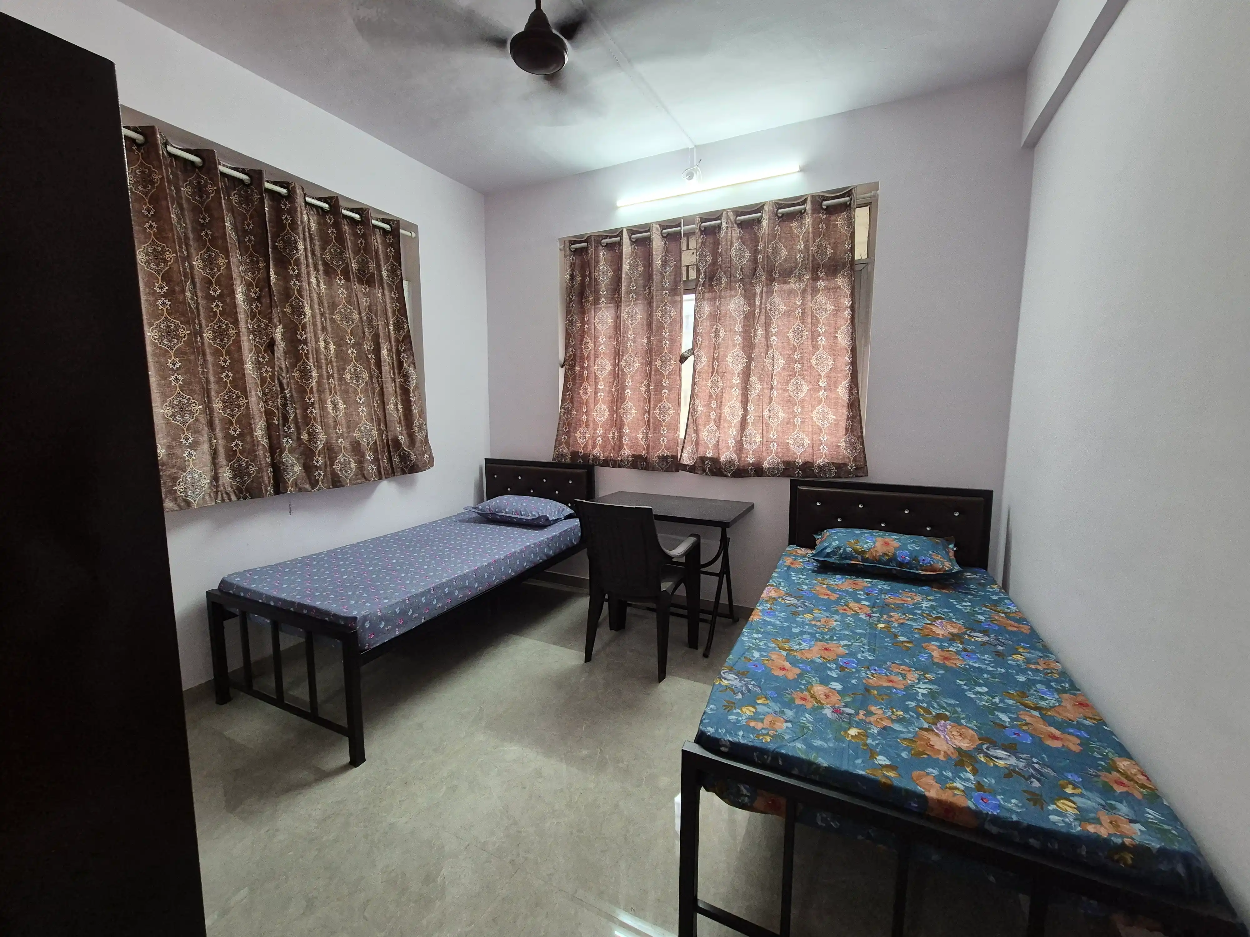 Pg For Boys & Girls in Sector 17 Navi Mumbai  8072321