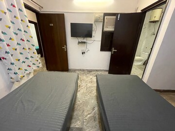 Room in  Pg at Sector 53 – for Rent