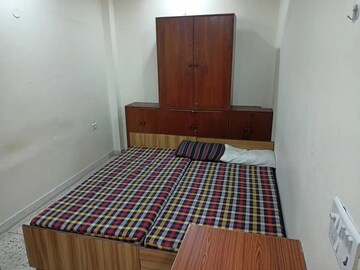 Room in  Pg at Gautam Nagar – for Rent
