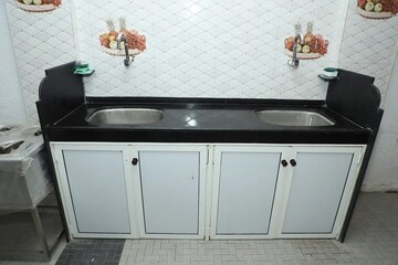 Furnished Amenities in  Pg at Viman Nagar – for Rent