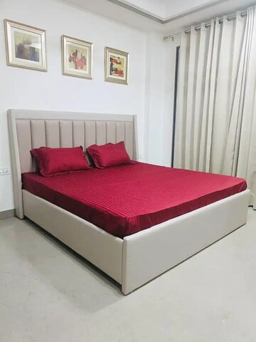 Room in  Pg at Sector 43 – for Rent