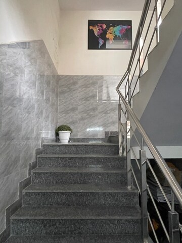 Staircase in  Pg at Sector 53 – for Rent