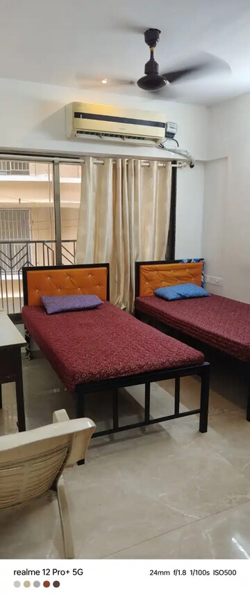 Bedroom in 2 BHK Apartment at Ghatkopar East – for Rent