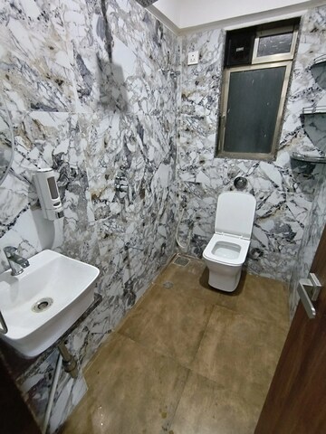 Bathroom in  Pg at Ghatkopar East – for Rent