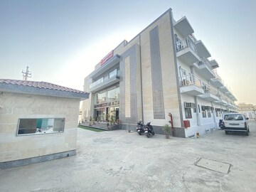  Pg – Entrance View at Knowledge Park Ii Greater Noida - for Rent