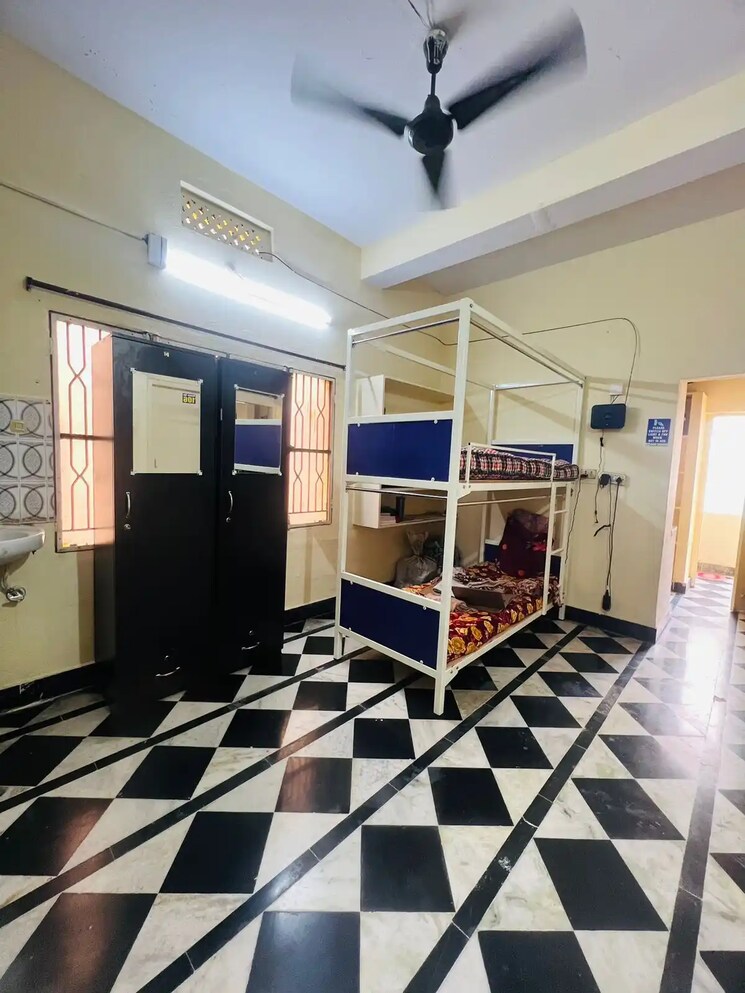 Room, himayat nagar Pg For Boys & Girls In Himayat Nagar 8880526