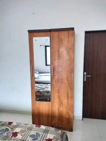 Room in  Pg at Thaltej – for Rent