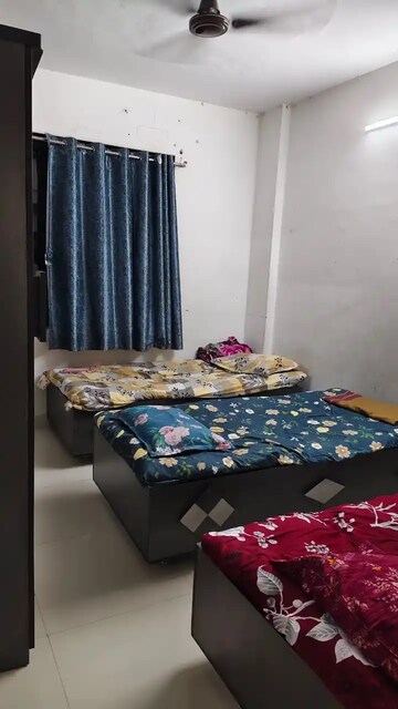 Room in 1 BHK Apartment at Parvat Patiya – for Rent