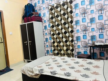 Room in  Pg at Chironwali – for Rent