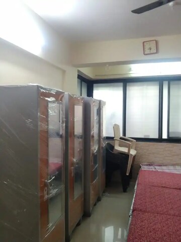 Room in  Pg at Ghatkopar East – for Rent