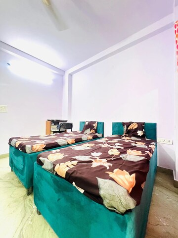 Room in  Pg at Kalyan Vihar – for Rent