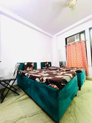 Room in  Pg at Kalyan Vihar – for Rent