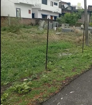   Plot at Tilak Nagar – for Sale