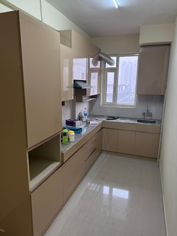  2 BHK Apartment at Ambawadi – for Rent