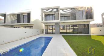 5 BR  Villa For Rent in Jumeirah Park Homes