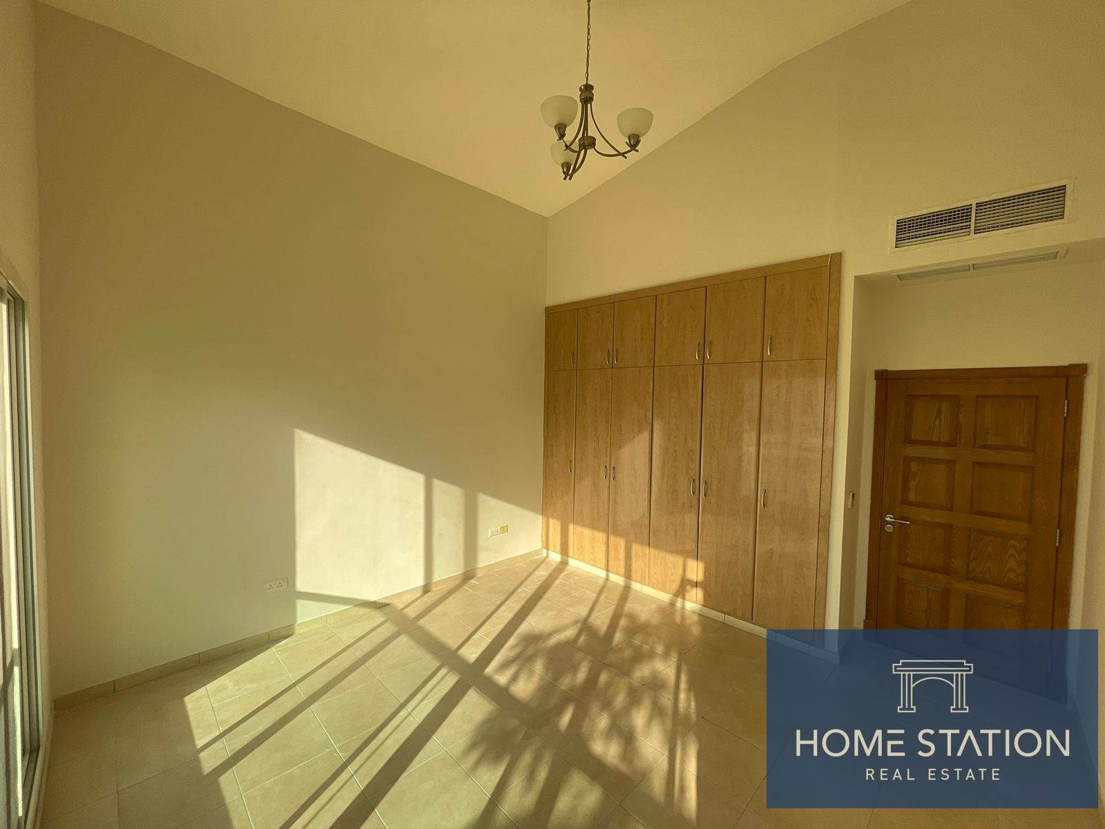 5 BR Villa For Rent in Jumeirah 1, Jumeirah, Dubai