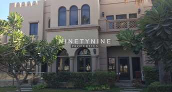 3 BR  Villa For Sale in Canal Cove, Palm Jumeirah, Dubai - 3330278