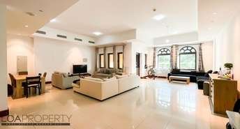 4 BR  Villa For Sale in Golden Mile, Palm Jumeirah, Dubai - 4456271