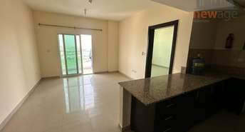 1 BR  Apartment For Rent in Dubai Sports City, Dubai - 6542058