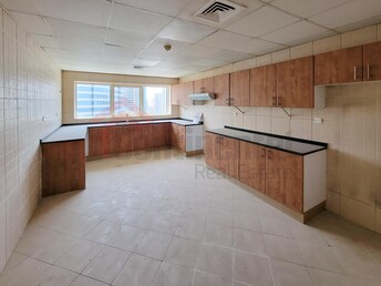 3 BR  Apartment For Sale in AL Shahd Tower