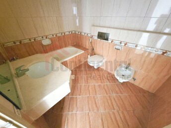 3 BR  Apartment For Sale in AL Shahd Tower