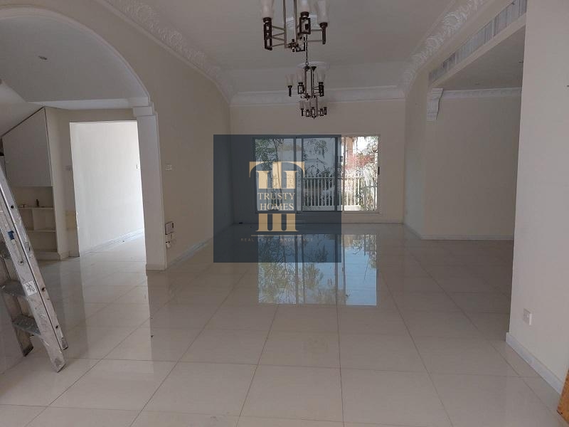 4 Bedroom 5000 Sq.Ft. Villa for Rent in Umm Suqeim 2, Umm Suqeim, Dubai