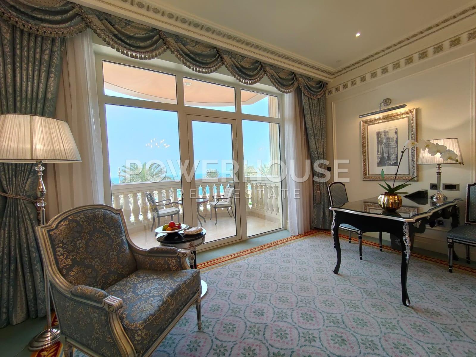 Hotel Apartment For Sale in The Crescent, Palm Jumeirah, Dubai - 6632143