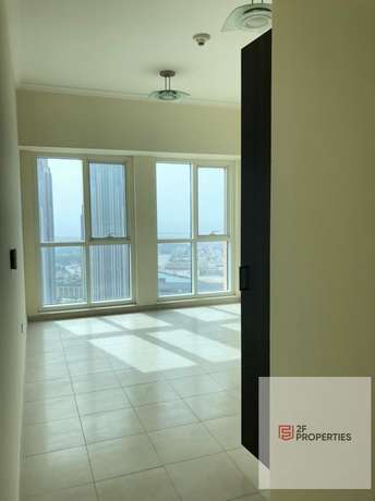 2 BR  Apartment For Sale in Churchill Towers, Business Bay, Dubai - 5111232