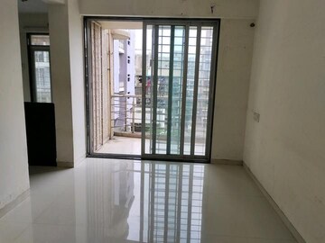  2 BHK Apartment at Raja Park – for Rent