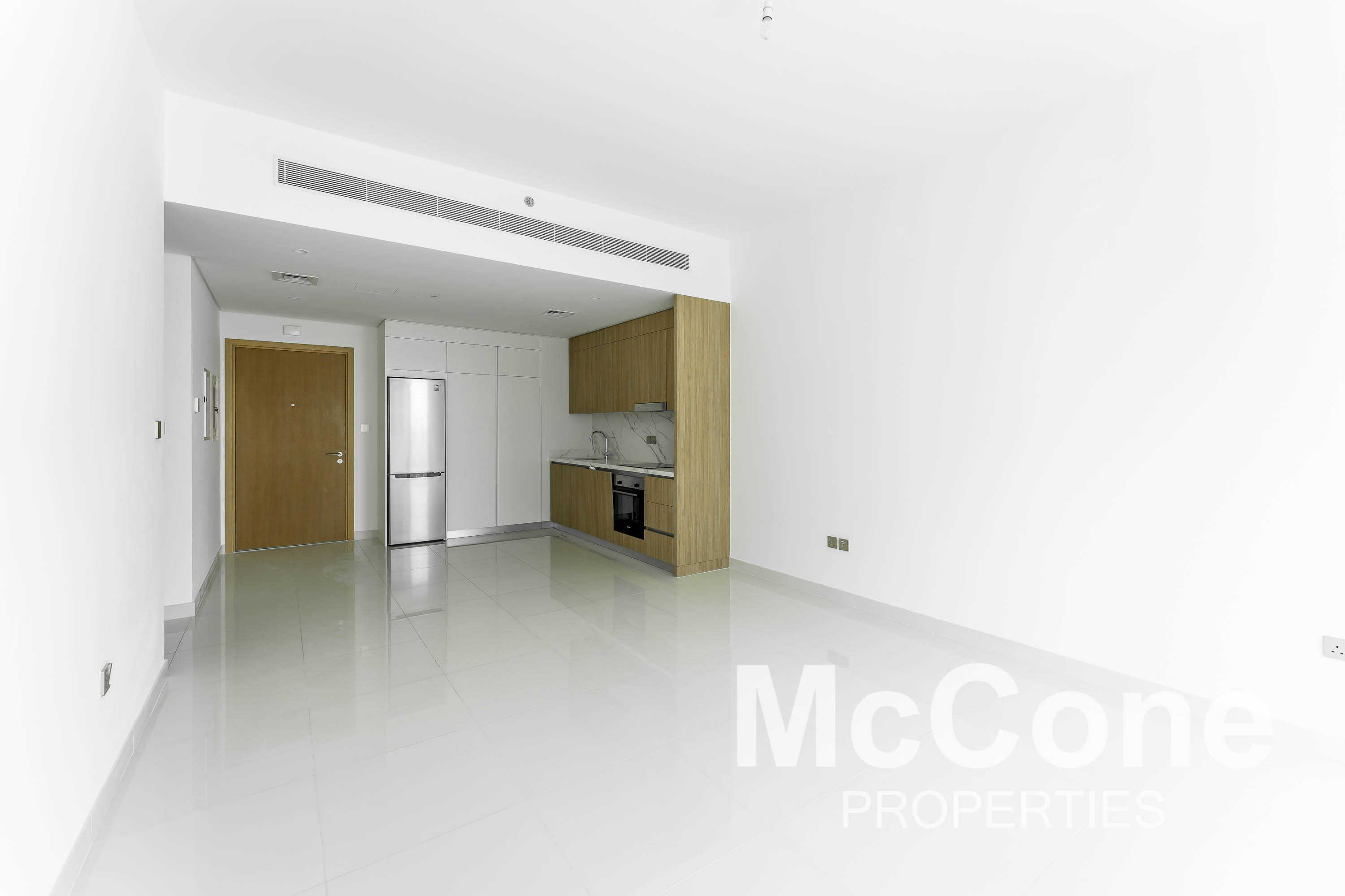 1 BR Apartment For Rent in EMAAR Beachfront, Dubai Harbour, Dubai