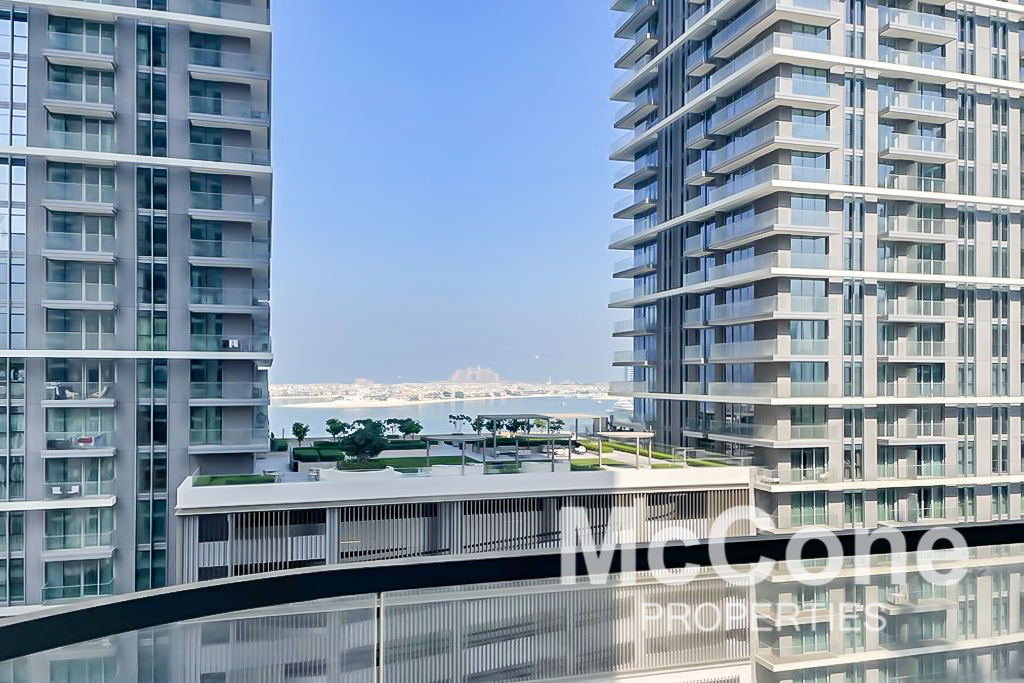 1 BR Apartment For Rent in Marina Vista, Dubai Harbour, Dubai