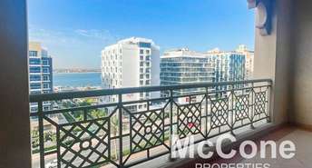2 BR  Apartment For Rent in Golden Mile, Palm Jumeirah, Dubai - 6579927