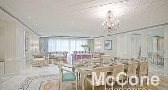 2 BR  Apartment For Rent in Palazzo Versace, Culture Village, Dubai - 6691066