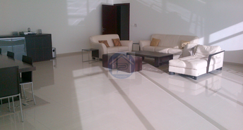 5 BR  Penthouse For Sale in Emirates Crown, Dubai Marina, Dubai - 4652578