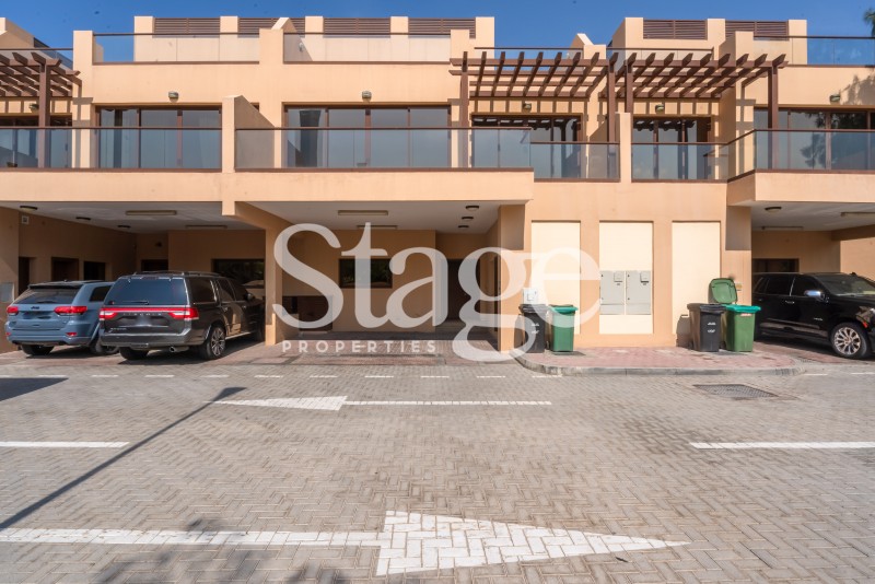 4 BR Townhouse For Rent in Jumeirah Islands Townhouses, Jumeirah Islands, Dubai