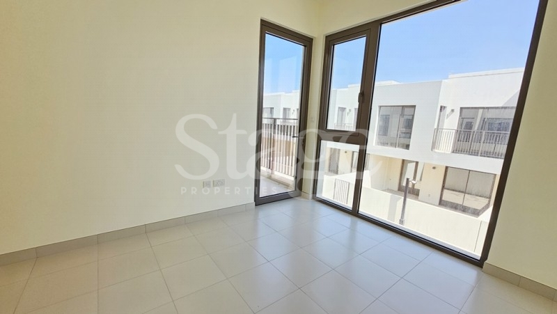 3 BR  Townhouse For Rent in Dubai South, Dubai - 6328937