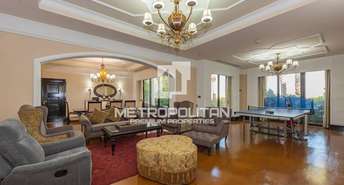 5 BR  Villa For Sale in Palm Jumeirah, Dubai - 6649158