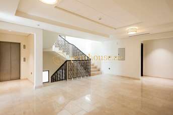  Apartment for Sale, Palm Jumeirah, Dubai