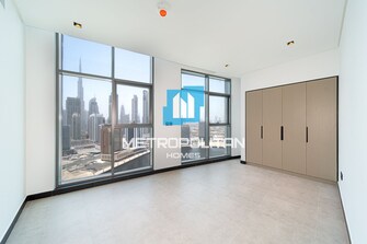 2 BR  Apartment For Sale in 15 Northside Cover Image