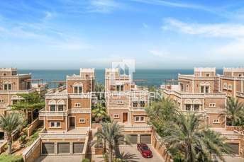  Apartment for Sale, Palm Jumeirah, Dubai