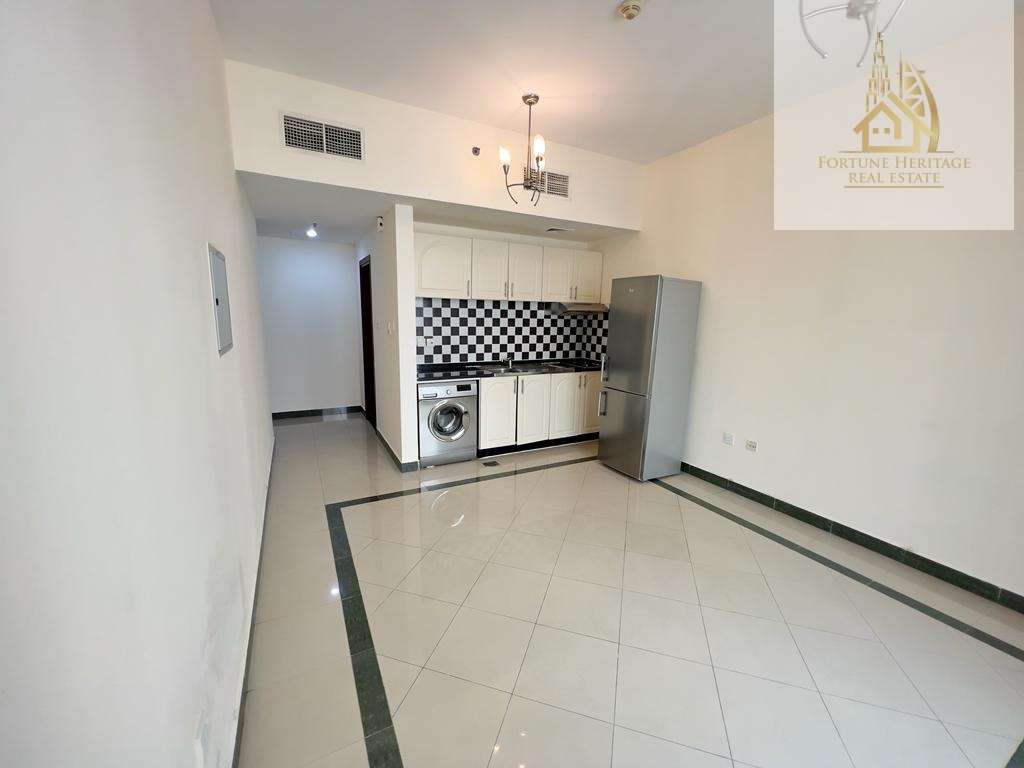 Studio  Apartment For Rent in Al Shahed Tower