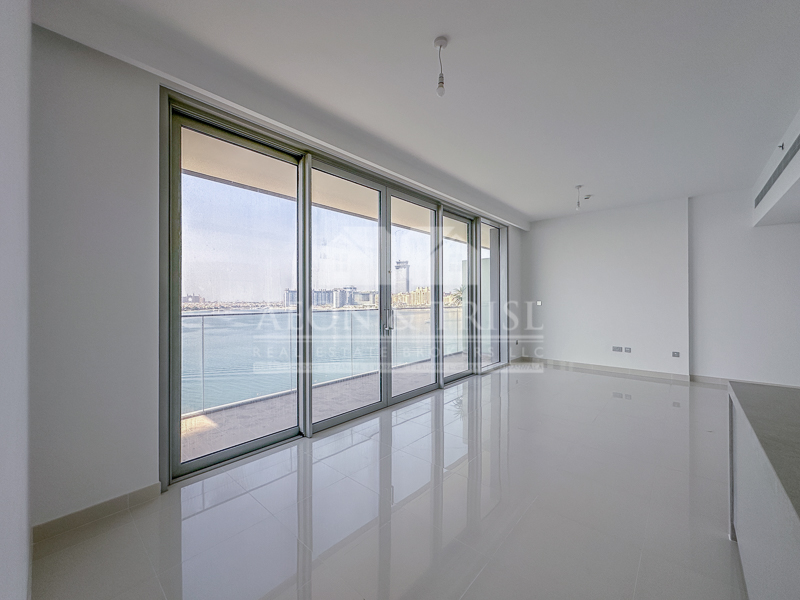 2 BR Apartment For Rent in EMAAR Beachfront, Dubai Harbour, Dubai