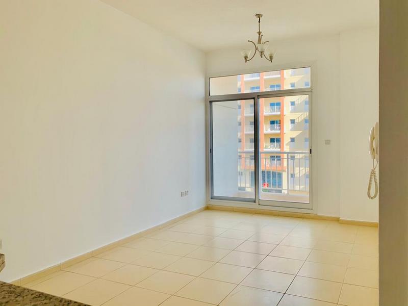 1 Bedroom 630 Sq.Ft. Apartment for Rent in Queue Point, Liwan, Dubai