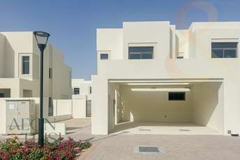 5 BR  Townhouse For Rent in Reem Townhouses, Town Square, Dubai - 6709211