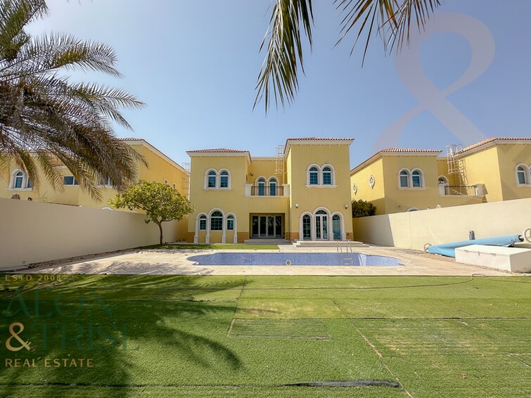  Villa for Rent, Jumeirah Park, Dubai