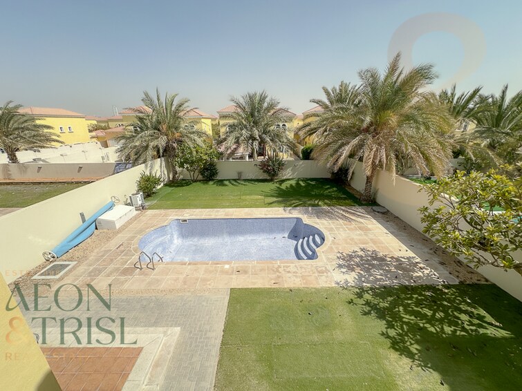  Villa for Rent, Jumeirah Park, Dubai